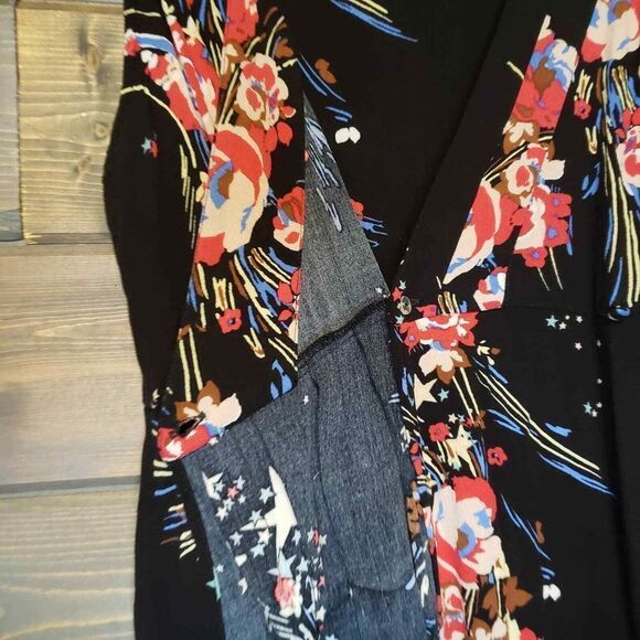Free People Floral Sleeveless Wrap Tunic Top Size Small Black & Red - Picture 9 of 16